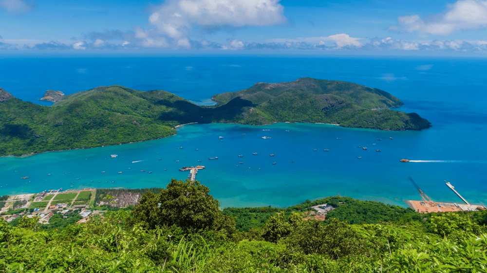 Đỉnh Thánh Giá - Côn Đảo (Nguồn: Du lịch Côn Đảo)